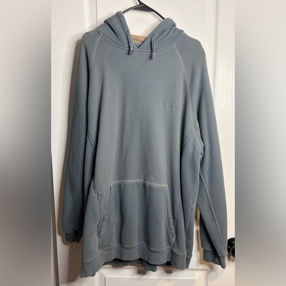 Men’s oversized XXL Columbia grayish blue hoodie